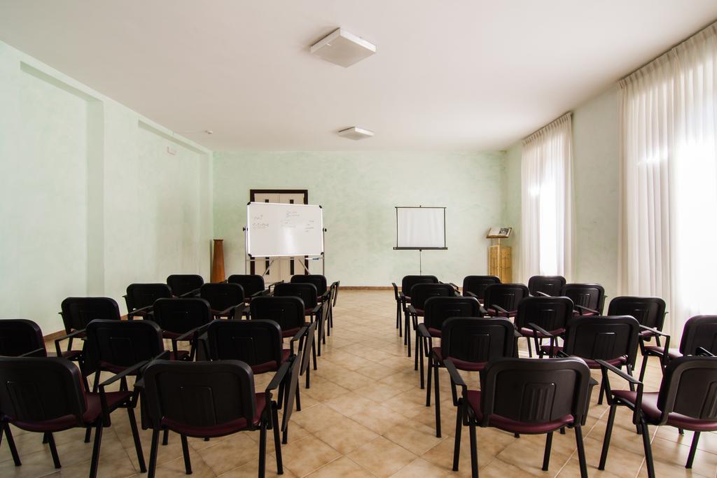 Ostello Villa Monte Mario Rom Exterior foto