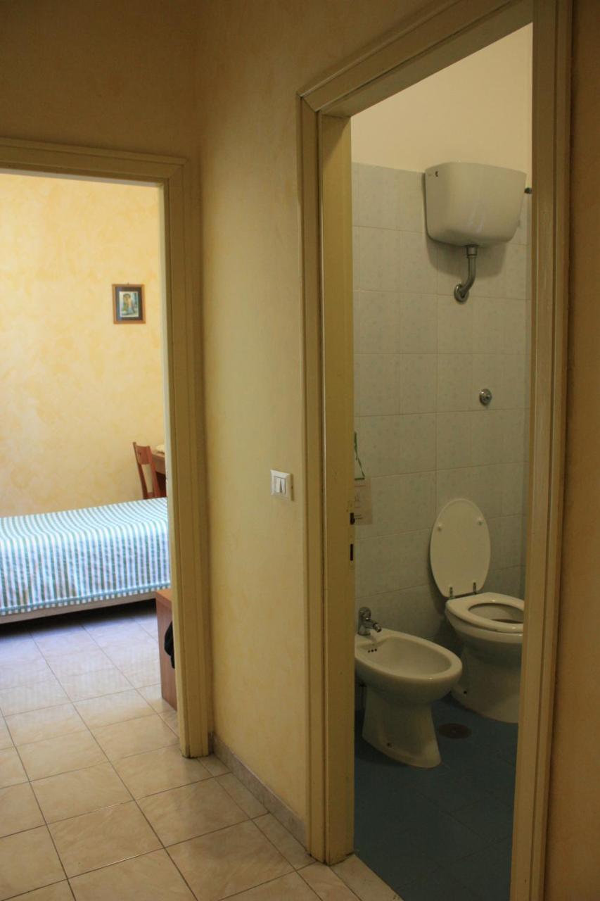 Ostello Villa Monte Mario Rom Exterior foto
